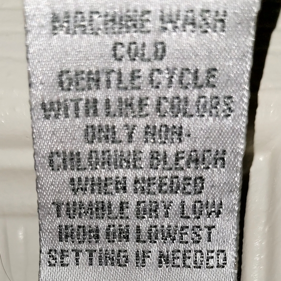 Dress - Picture 4 of 6